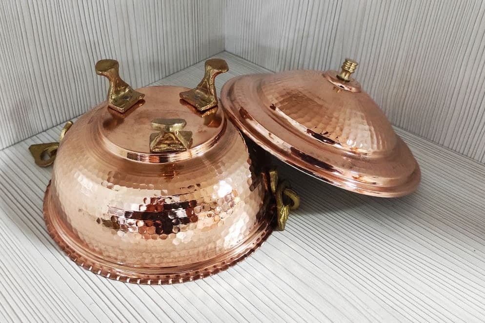  شکلات خوری گوشواره دار سه پایه